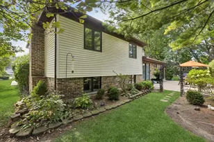 1414 W Allison Ct, Arlington Heights, IL 60005 - Photo 30