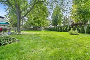 28 Hampton St, Cary, IL 60013 - Photo 26