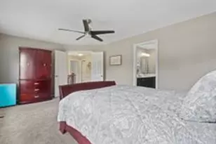 28 Hampton St, Cary, IL 60013 - Photo 12