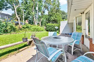 10 Walker Dr, Bloomington, IL 61701 - Photo 20