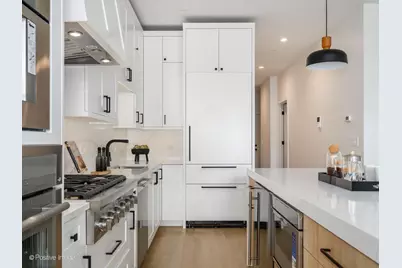 1345 W Grand Avenue #3S, Chicago, IL 60642 - Photo 12