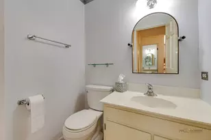 19W182 Ginny Ln, Oak Brook, IL 60523 - Photo 32