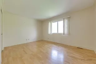 19W182 Ginny Ln, Oak Brook, IL 60523 - Photo 18