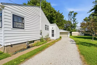 705 SW 4th Street, Aledo, IL 61231 - Photo 22