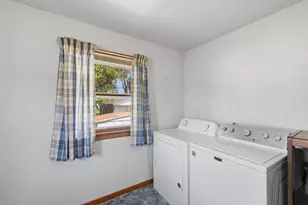 705 SW 4th St, Aledo, IL 61231 - Photo 14
