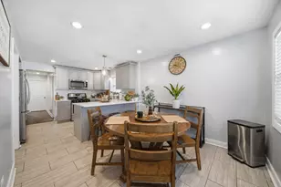 12631 S Justine St, Calumet Park, IL 60827 - Photo 8