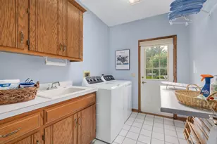 6905 Irish Ct, Darien, IL 60561 - Photo 18