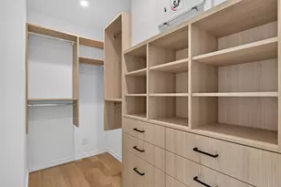 1345 W Grand Ave, Chicago, IL 60642 - Photo 14