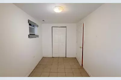 15237 Marshfield Avenue, Harvey, IL 60426 - Photo 12