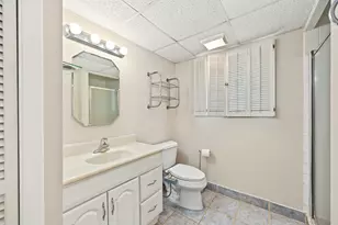 357 N Clarendon Ave, Lombard, IL 60148 - Photo 22