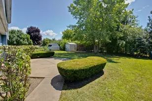 417 Lamont Terrace, Buffalo Grove, IL 60089 - Photo 30