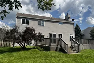 223 Paradise Pkwy, Oswego, IL 60543 - Photo 4