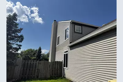 223 Paradise Parkway, Oswego, IL 60543 - Photo 6
