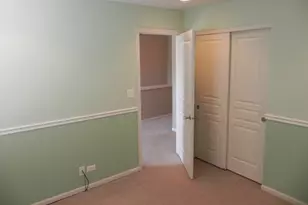 1137 Reserve Dr, Elgin, IL 60124 - Photo 8