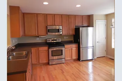 1137 Reserve Drive, Elgin, IL 60124 - Photo 2
