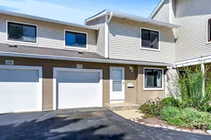 1288 N Williams Dr, Palatine, IL 60074 - Photo 1
