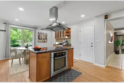 2945 Hartzell Street, Wilmette, IL 60091 - Photo 6