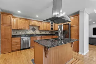 2945 Hartzell St, Wilmette, IL 60091 - Photo 8