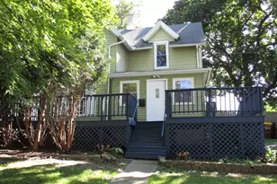 403 Garfield St, Harvard, IL 60033 - Photo 2