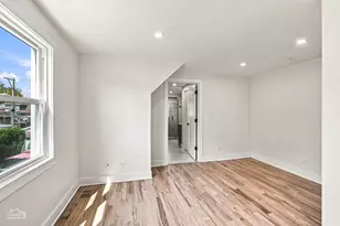 5722 W Grover St, Chicago, IL 60630 - Photo 16