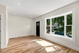 5722 W Grover St, Chicago, IL 60630 - Photo 2