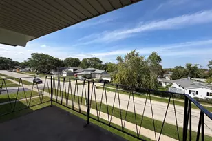 8101 W 83rd Pl, Justice, IL 60458 - Photo 10