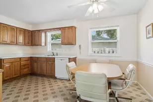 1145 S Haddow Ave, Arlington Heights, IL 60005 - Photo 8
