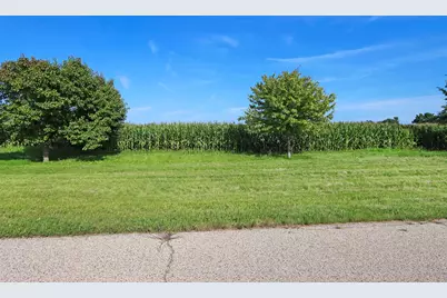 42219 N Strawberry Lane, Zion, IL 60099 - Photo 4
