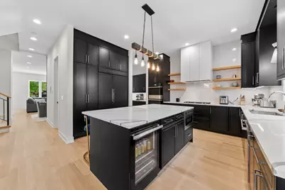 2205 N Talman Avenue, Chicago, IL 60647 - Photo 10