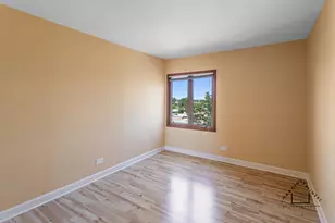 6540 W Irving Park Rd, Chicago, IL 60634 - Photo 8