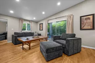 872 Virginia Rd, Highland Park, IL 60035 - Photo 12