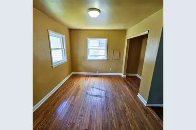 611 Golfview Drive, Round Lake Beach, IL 60073 - Photo 18
