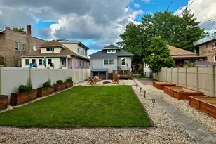 923 Dunlop Ave, Forest Park, IL 60130 - Photo 12