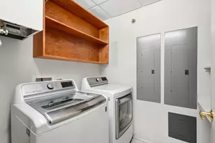 415 E North Water St, Chicago, IL 60611 - Photo 46
