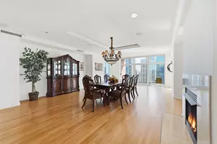 415 E North Water St, Chicago, IL 60611 - Photo 18