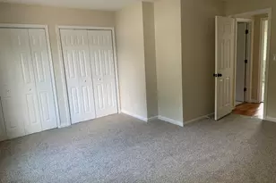 949 Harriet Ave, Aurora, IL 60505 - Photo 20
