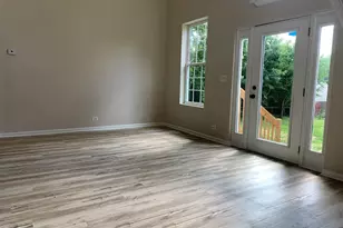 949 Harriet Ave, Aurora, IL 60505 - Photo 14
