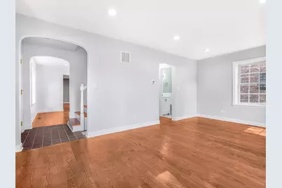 7500 W Wabansia Avenue, Elmwood Park, IL 60707 - Photo 8
