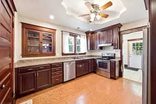 624 S 2nd St, Dekalb, IL 60115 - Photo 8