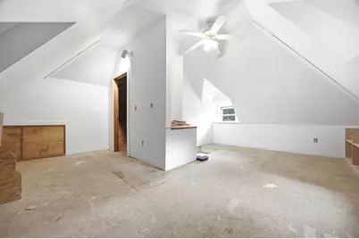 624 S 2nd Street, Dekalb, IL 60115 - Photo 18