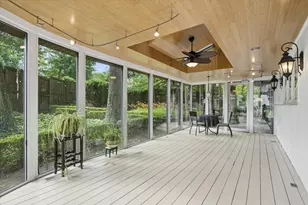 1330 Maple Ave, Downers Grove, IL 60515 - Photo 14