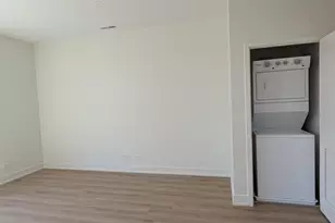 4740 W Addison St, Chicago, IL 60641 - Photo 6