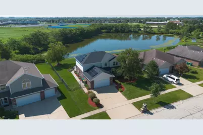 24427 Arrowhead Drive, Manhattan, IL 60442 - Photo 2