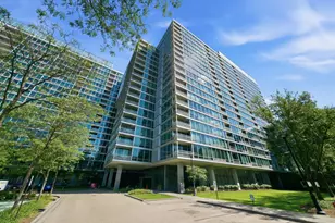 9655 Woods Dr, Skokie, IL 60077 - Photo 1
