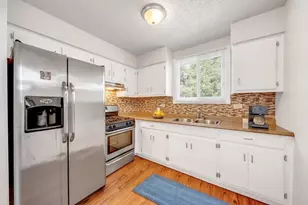 14433 Springfield Ave, Midlothian, IL 60445 - Photo 8