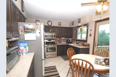 613 Garys Drive, Antioch, IL 60002 - Photo 6
