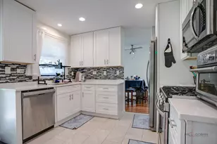 600 Thompson Blvd, Buffalo Grove, IL 60089 - Photo 14
