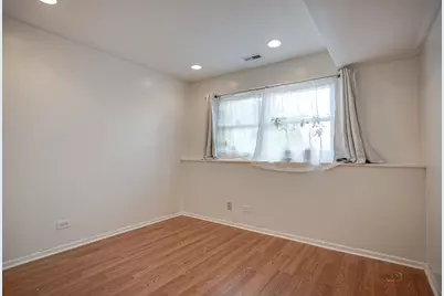 600 Thompson Boulevard, Buffalo Grove, IL 60089 - Photo 22