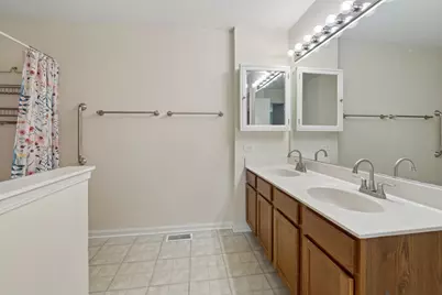 1045 Horizon Ridge #1045, Lake in the Hills, IL 60156 - Photo 18