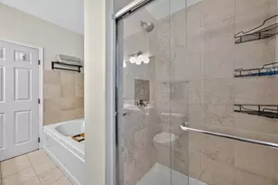 3930 N Southport Ave, Chicago, IL 60613 - Photo 12